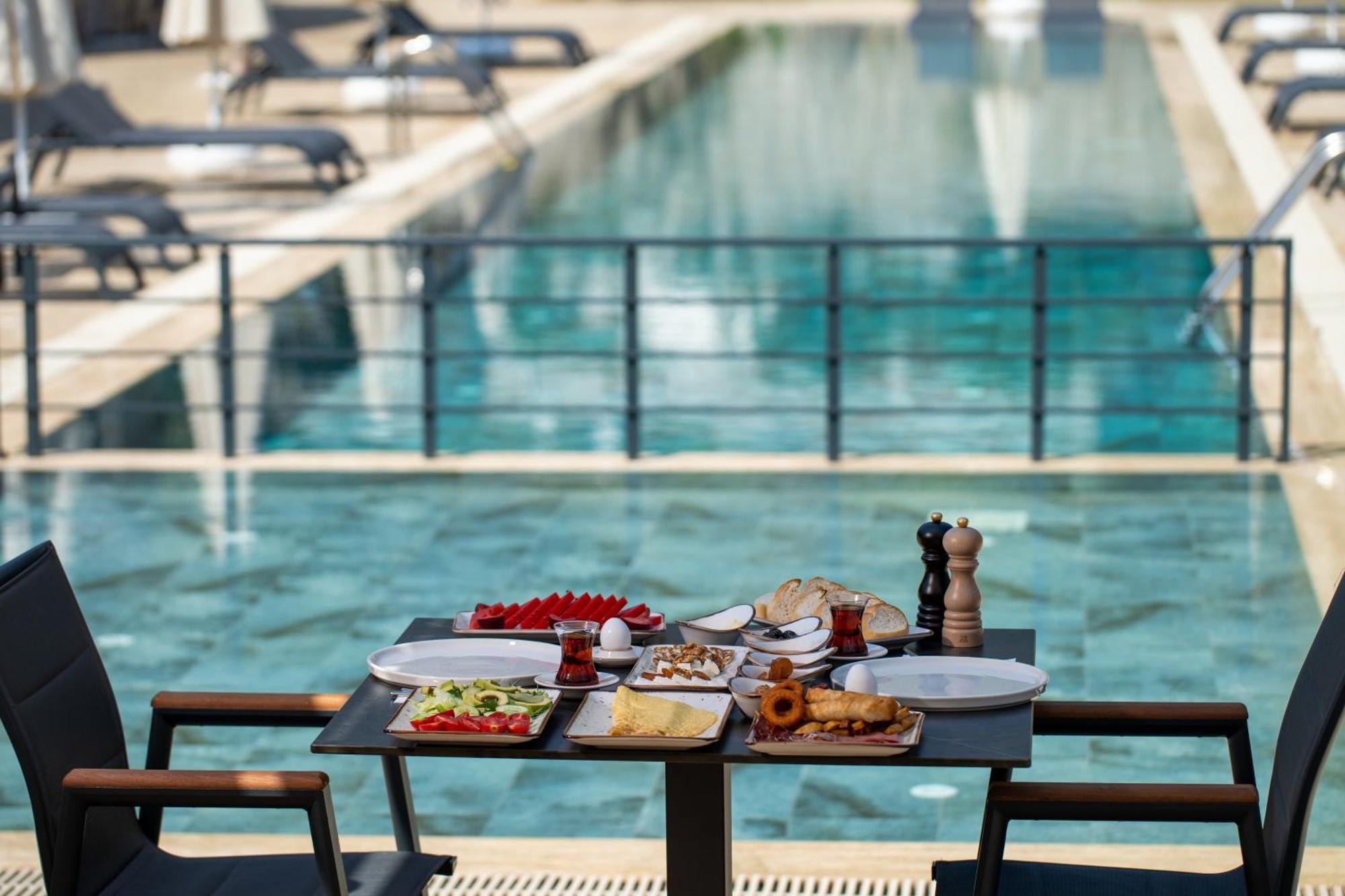 Rota Kilidonia Karaoez Suites&Villas Exterior foto